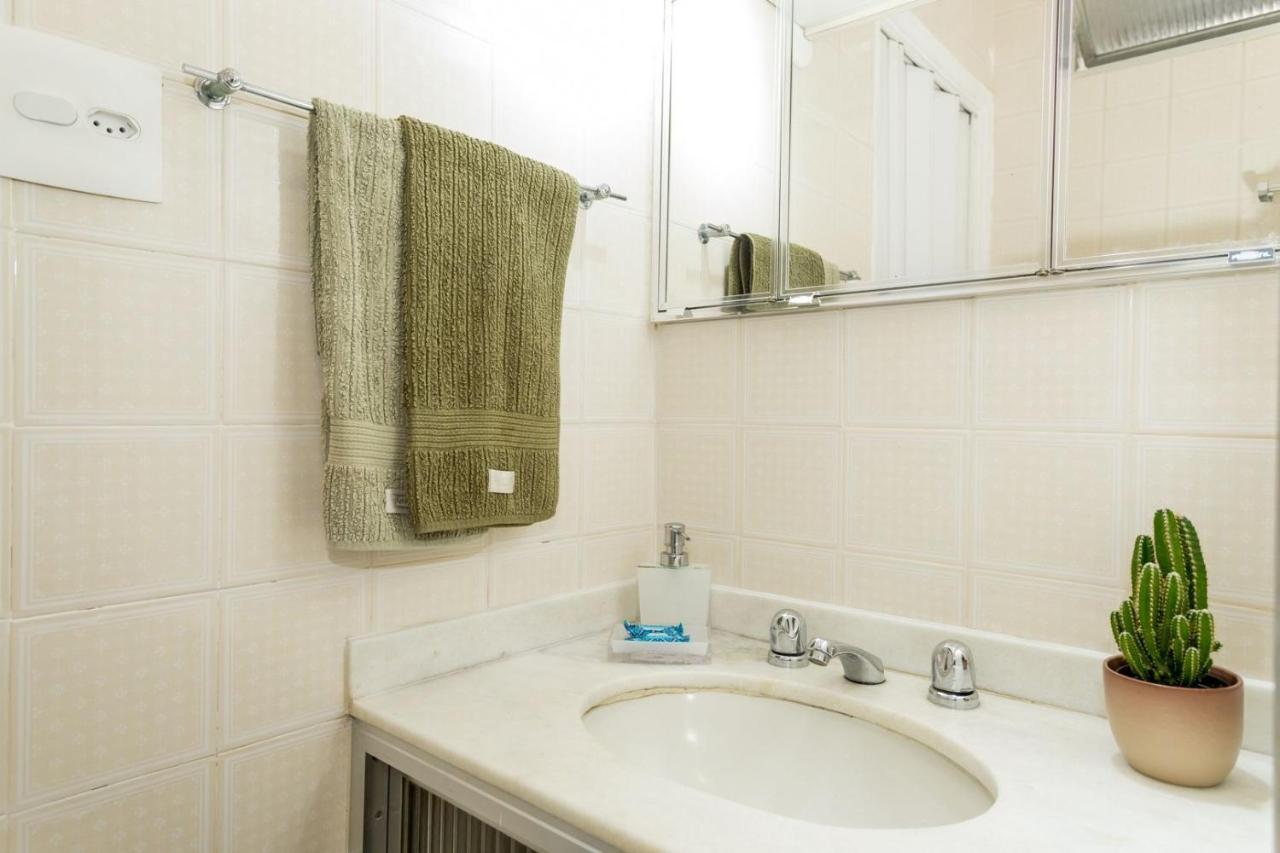 Relax Em Copacabana, Quarto E Sala, 150 Mt Da Praia, Cozinha, Maq De Lavar Roupa E Ar Rio de Janeiro Ngoại thất bức ảnh